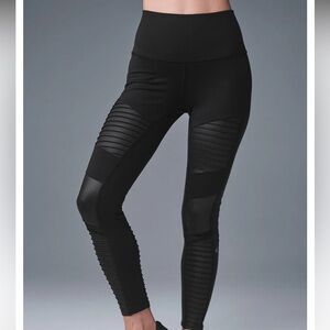 Black Alo Women's Leggings with Ribbed Detail S Yoga
